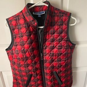 Karen Scott vest